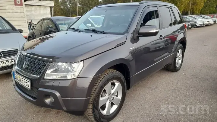 Suzuki Grand Vitara 2011 photo 4