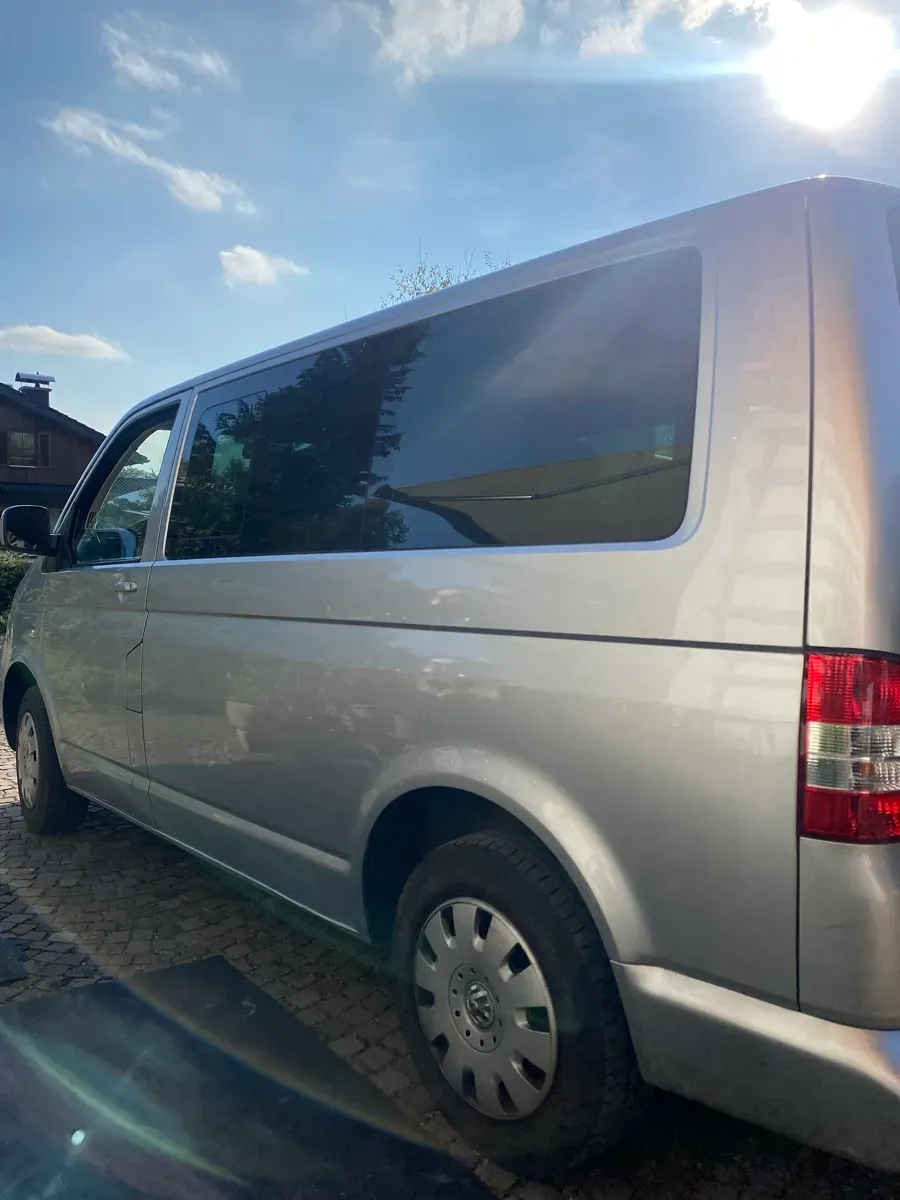 Volkswagen Caravelle 2007 photo 2