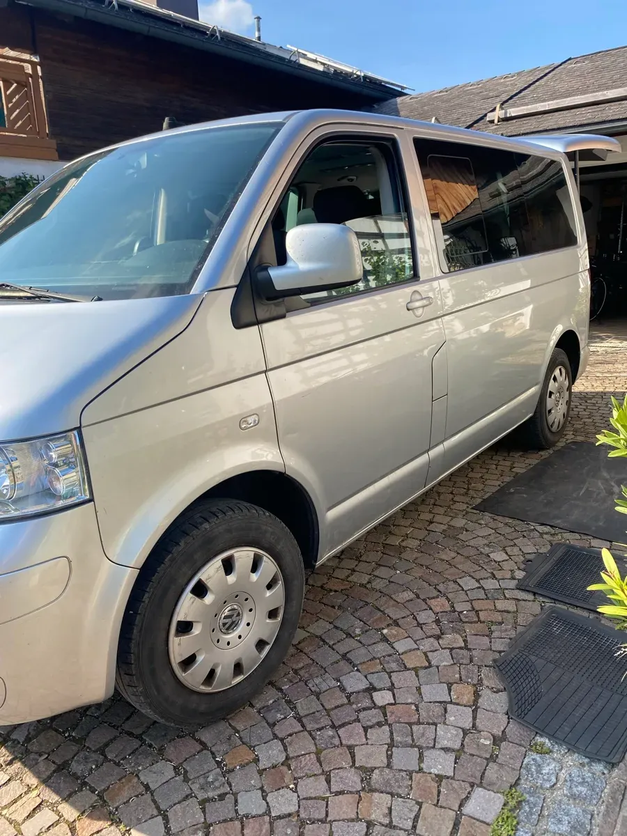 Volkswagen Caravelle