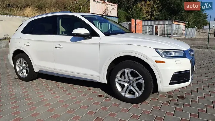 Audi Q5 2018 photo 5