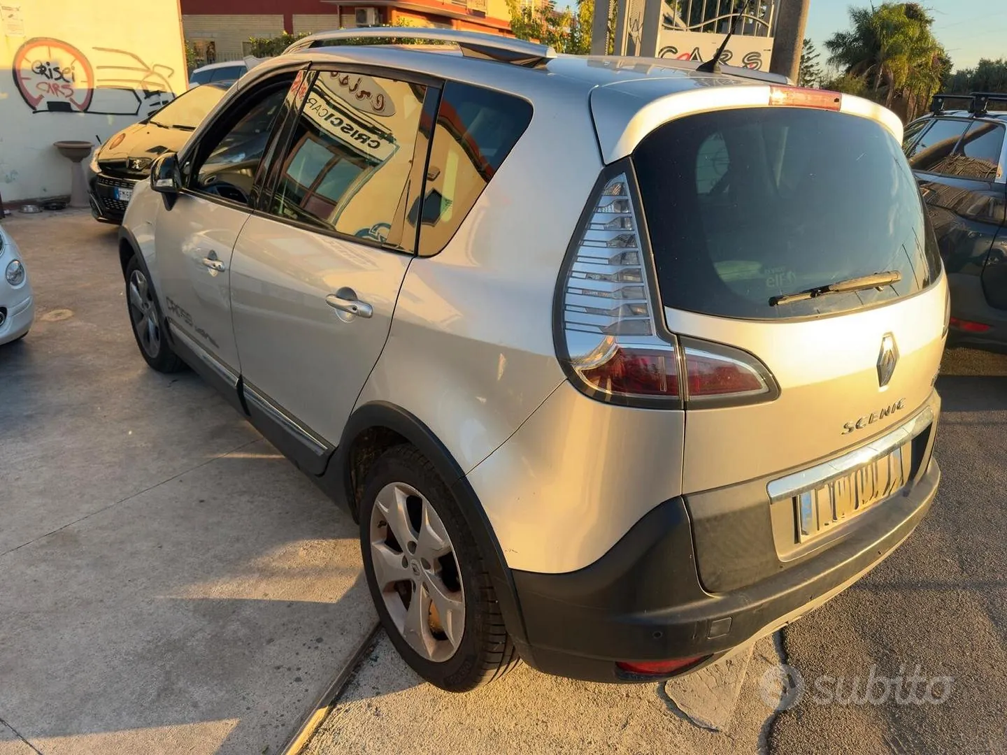 Renault Scenic 2015 photo 5