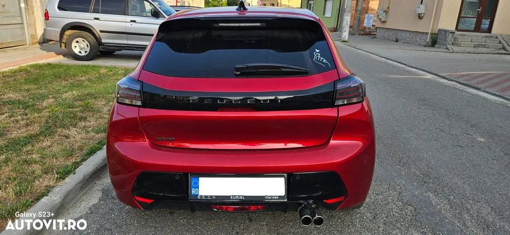 Peugeot 208 2024 photo 3