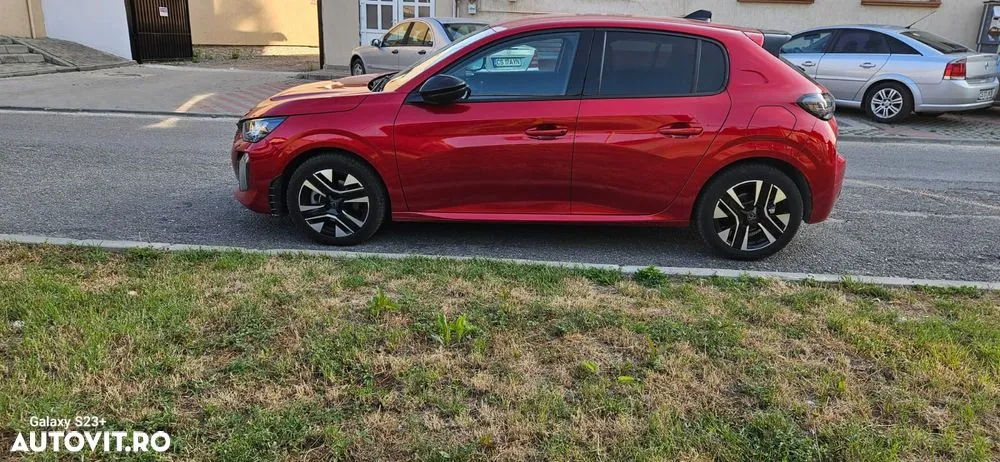 Peugeot 208 2024 photo 4