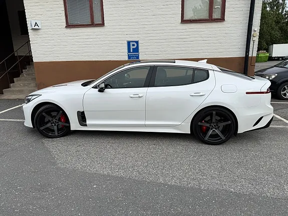 Kia Stinger 2018 photo 5