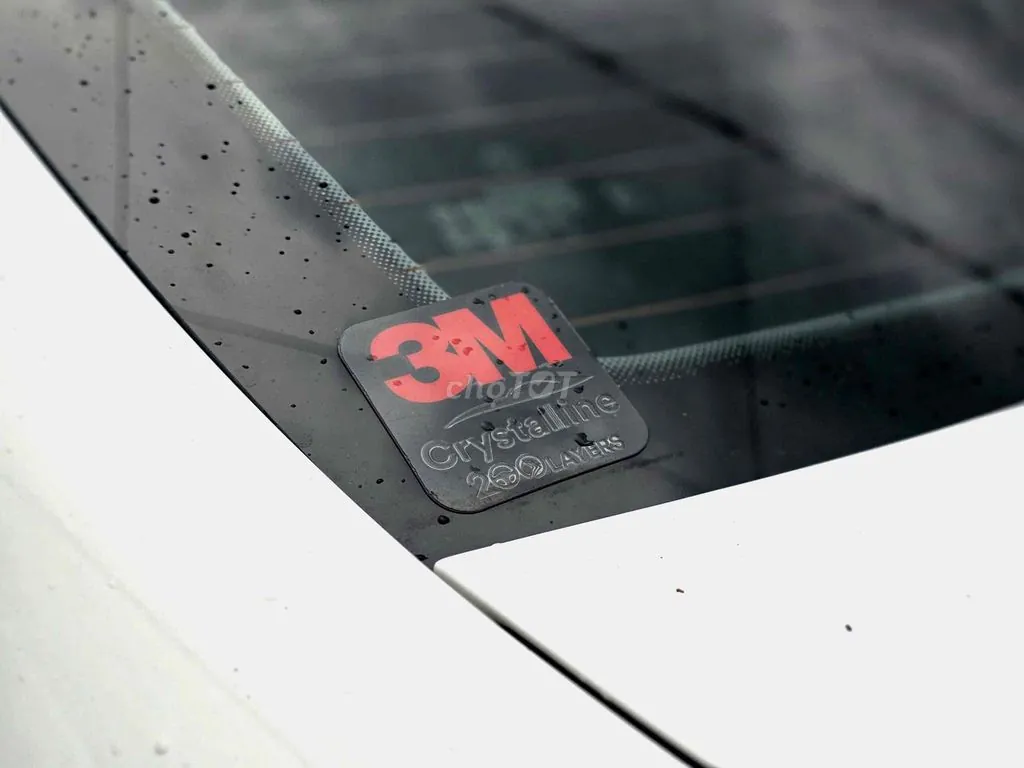 BMW 3 Series 2024 photo 4