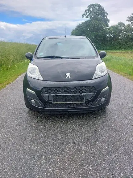 Peugeot 107 2012 photo 2