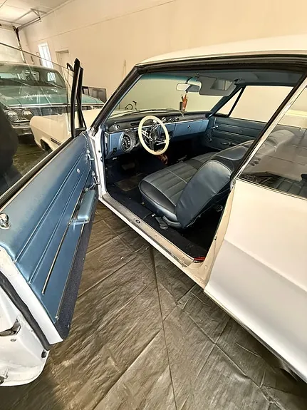 Buick Le Sabre 1965 photo 4