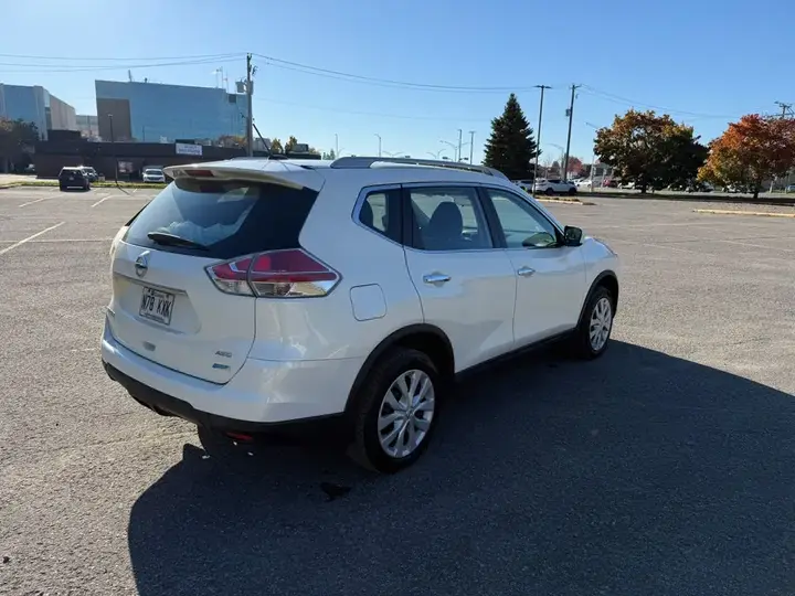 Nissan Rogue 2015 photo 4