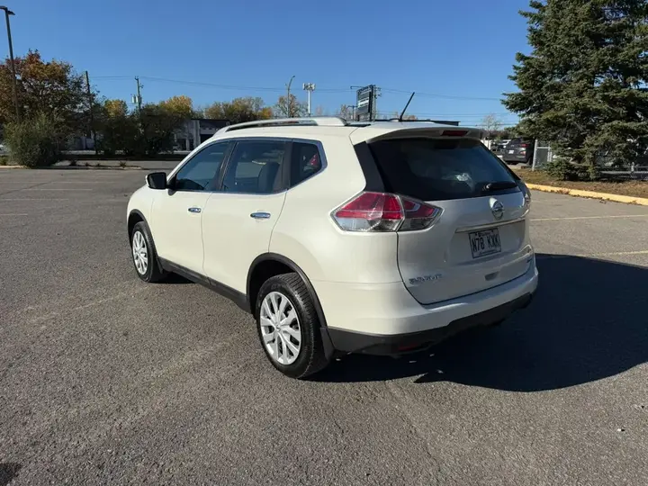 Nissan Rogue 2015 photo 3