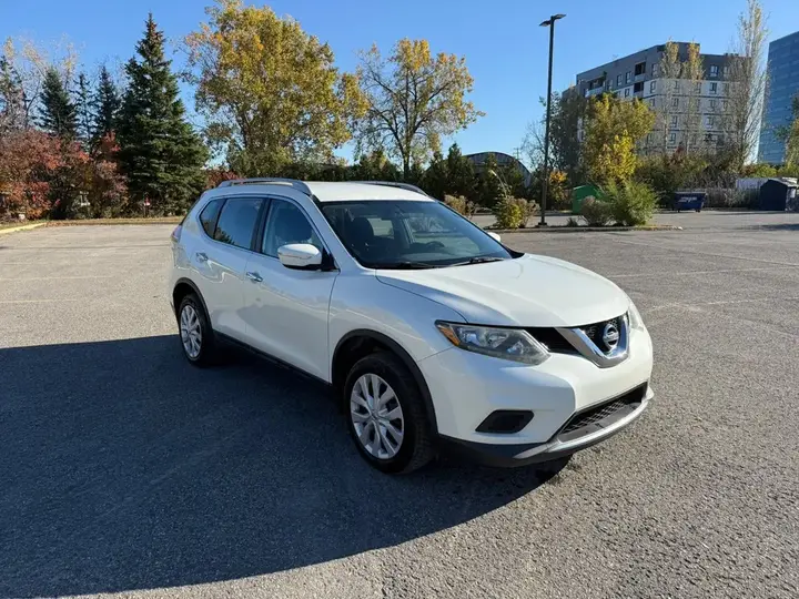 Nissan Rogue 2015 photo 2