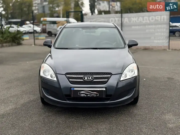 Kia Ceed 2008 photo 2