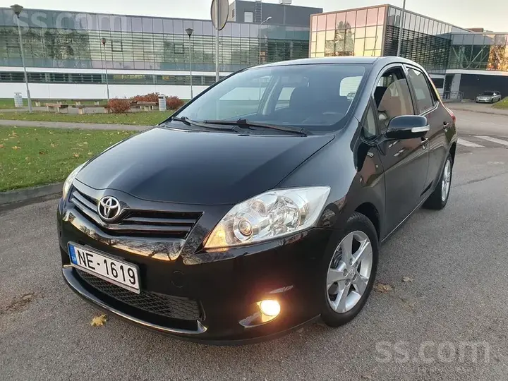 Toyota Auris