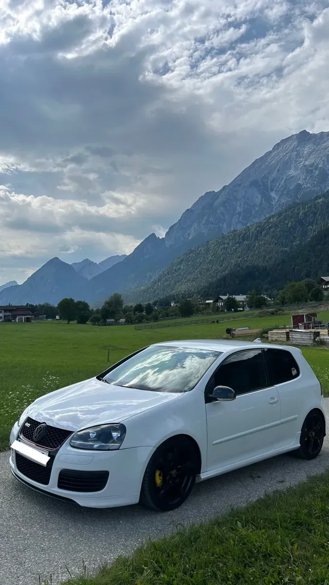 Volkswagen Golf 2007 photo 2