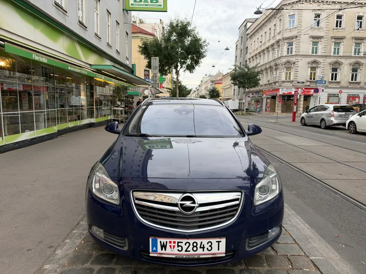 Opel Insignia 2012 photo 2