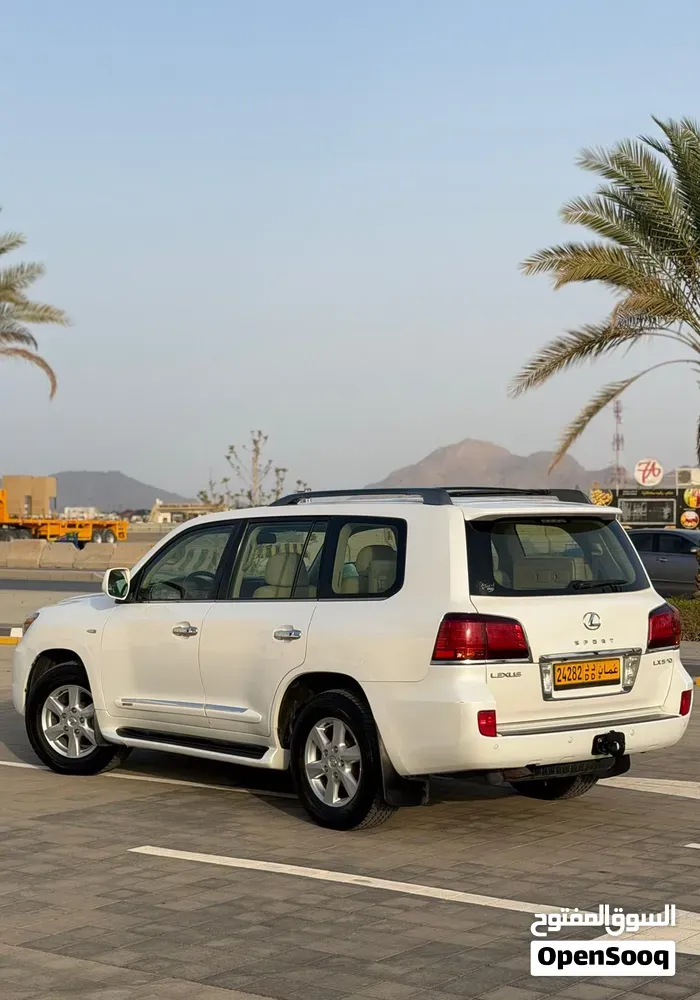 Lexus Lx 2011 photo 4