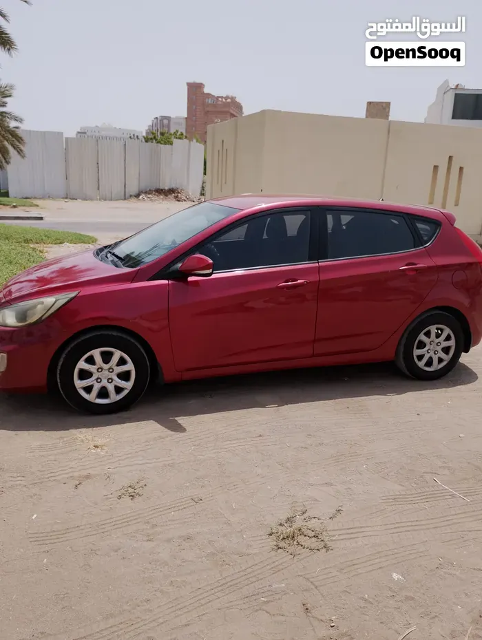 Hyundai Accent 2015 photo 4