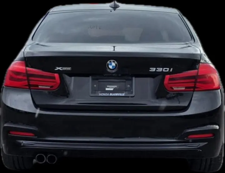 BMW 330I 2018 photo 2