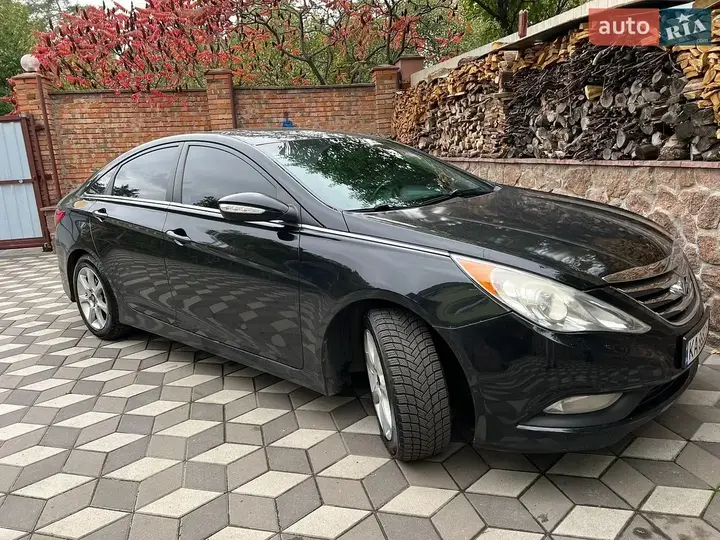 Hyundai Sonata 2013 photo 3