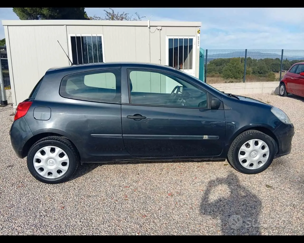 Renault Clio 2006 photo 4