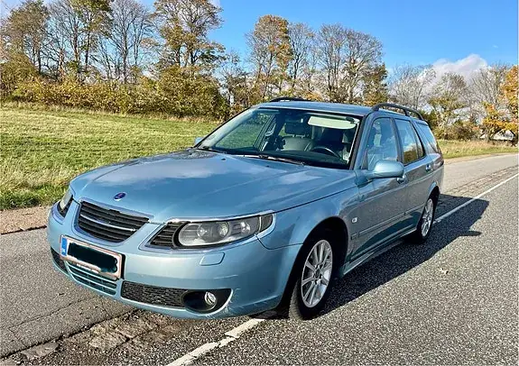 Saab 9-5 2008 photo 2