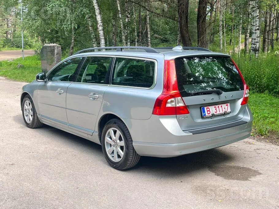 Volvo V70 2013 photo 3