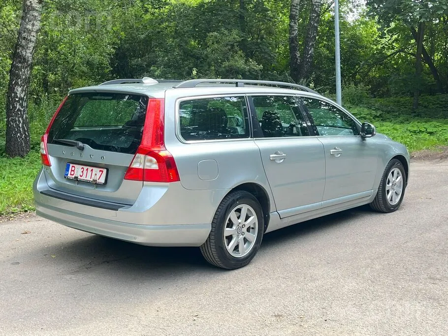 Volvo V70 2013 photo 5