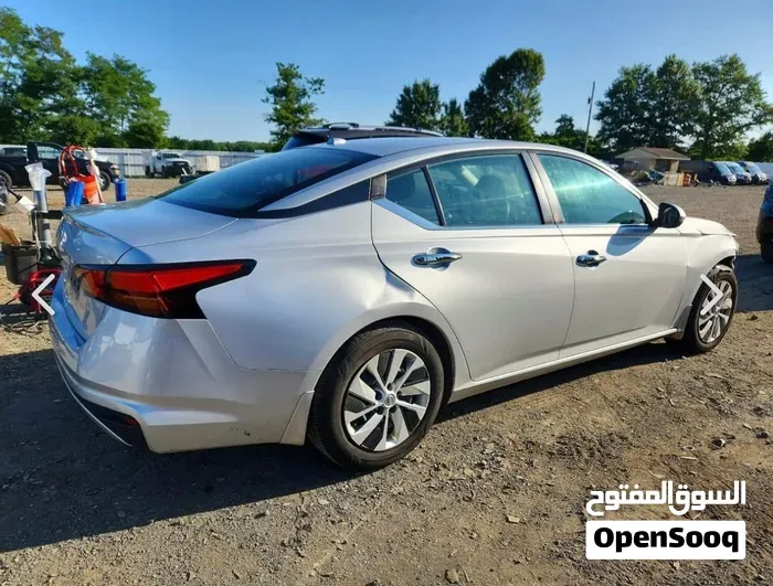 Nissan Altima 2019 photo 4