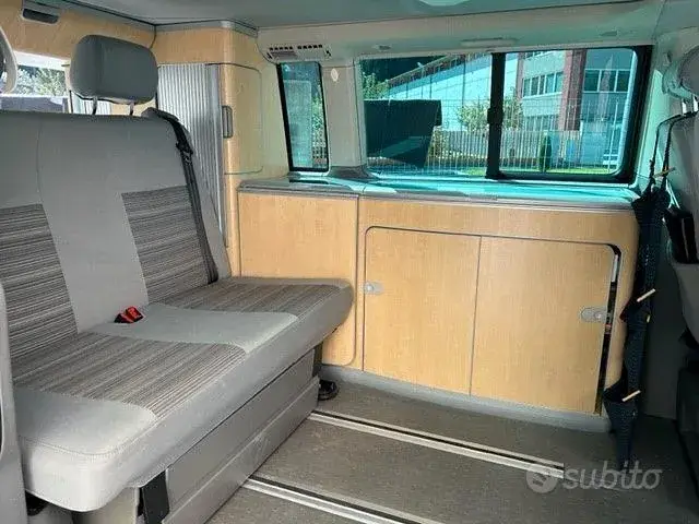 Volkswagen T5 2007 photo 4