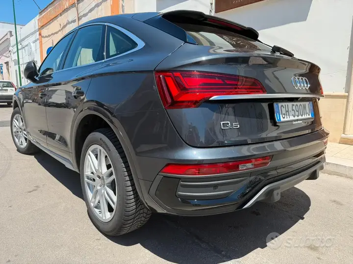 Audi Q5 2022 photo 3