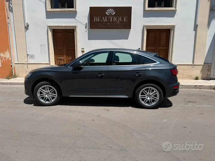 Audi Q5 2022 photo 2