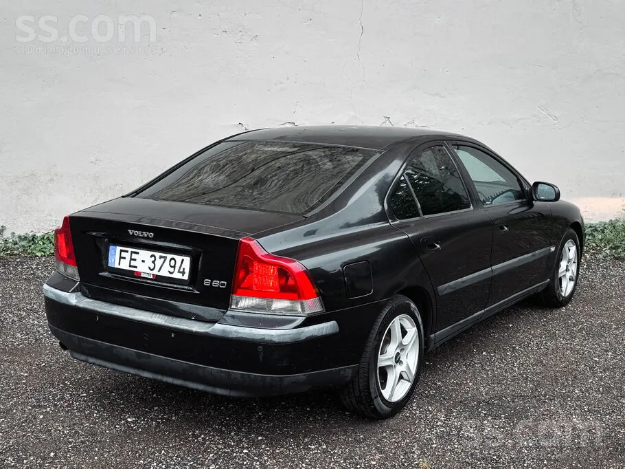 Volvo S60 2002 photo 5
