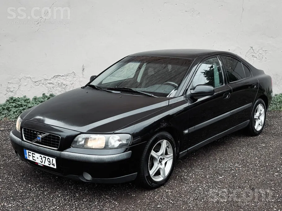 Volvo S60 2002 photo 2