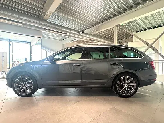 Skoda Octavia 2020 photo 3
