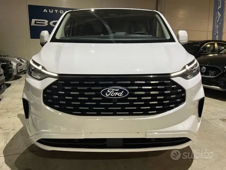 Ford Tourneo Custom 2024 photo 5