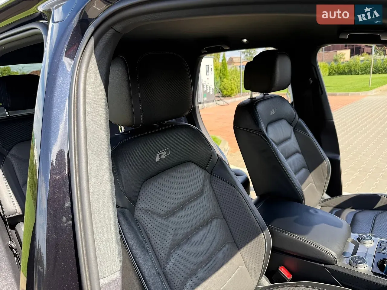 Volkswagen Touareg 2020 photo 3