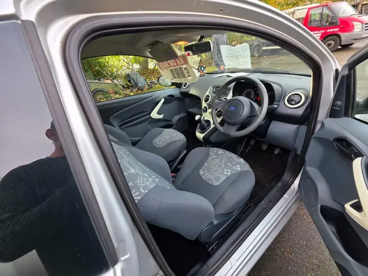Ford Ka 2010 photo 4