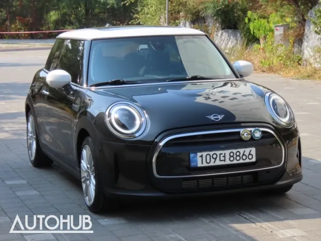 Mini Cooper 2022 photo 2