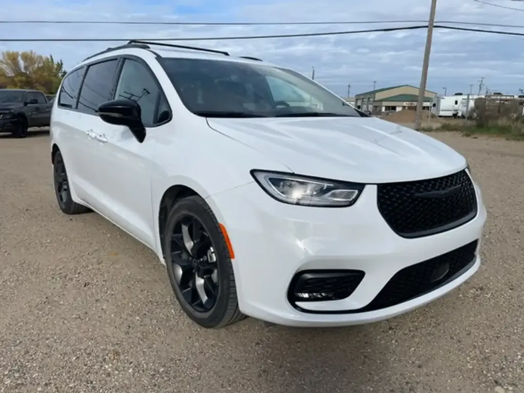 Chrysler Pacifica 2025 photo 4
