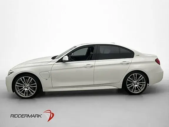 BMW 330E 2018 photo 4