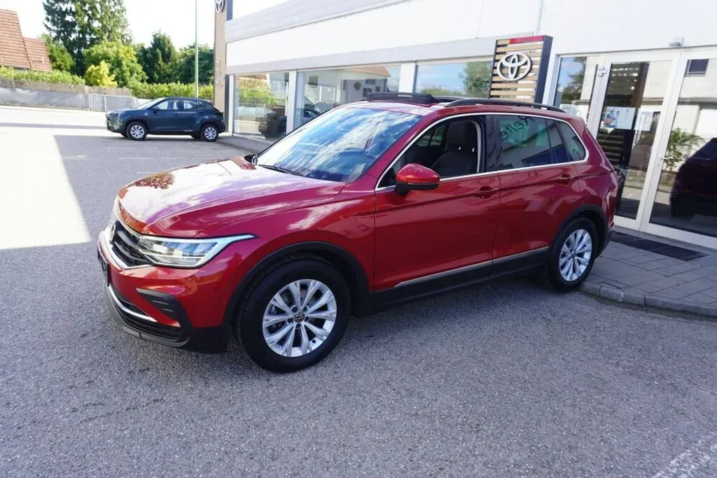 Volkswagen Tiguan 2022 photo 2