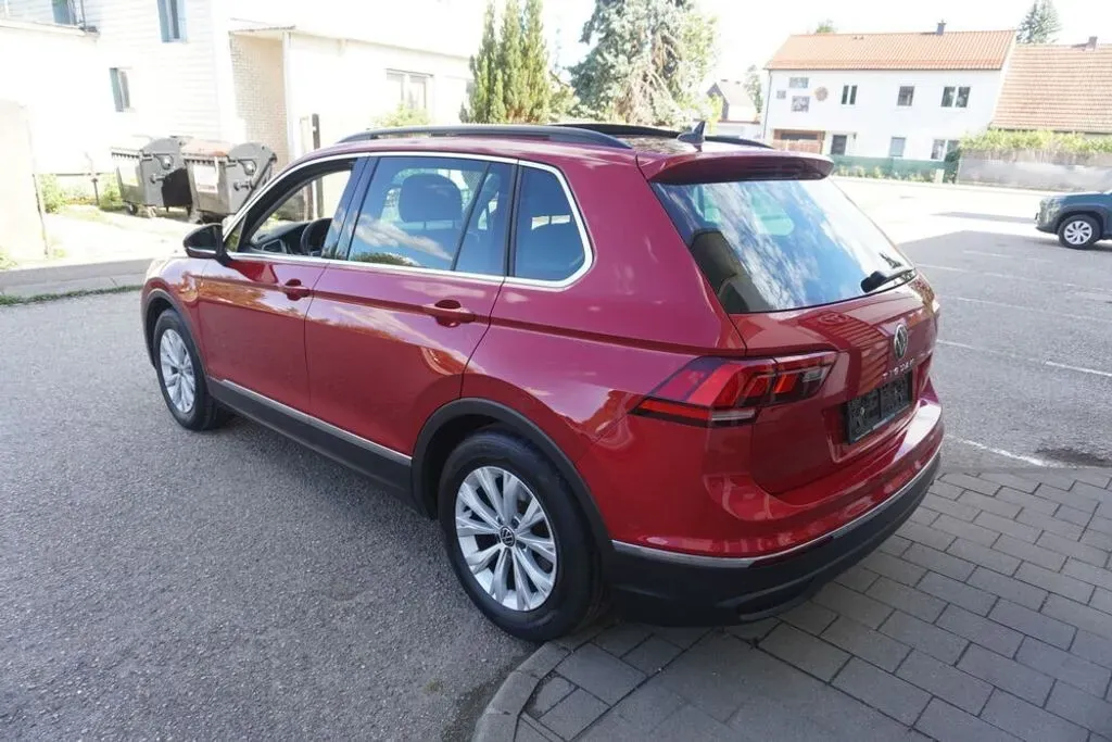 Volkswagen Tiguan 2022 photo 3