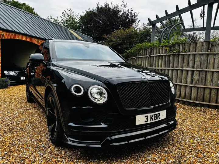 Bentley Bentayga 2017 photo 4