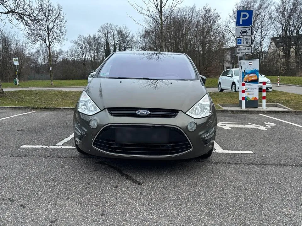 Ford S-Max