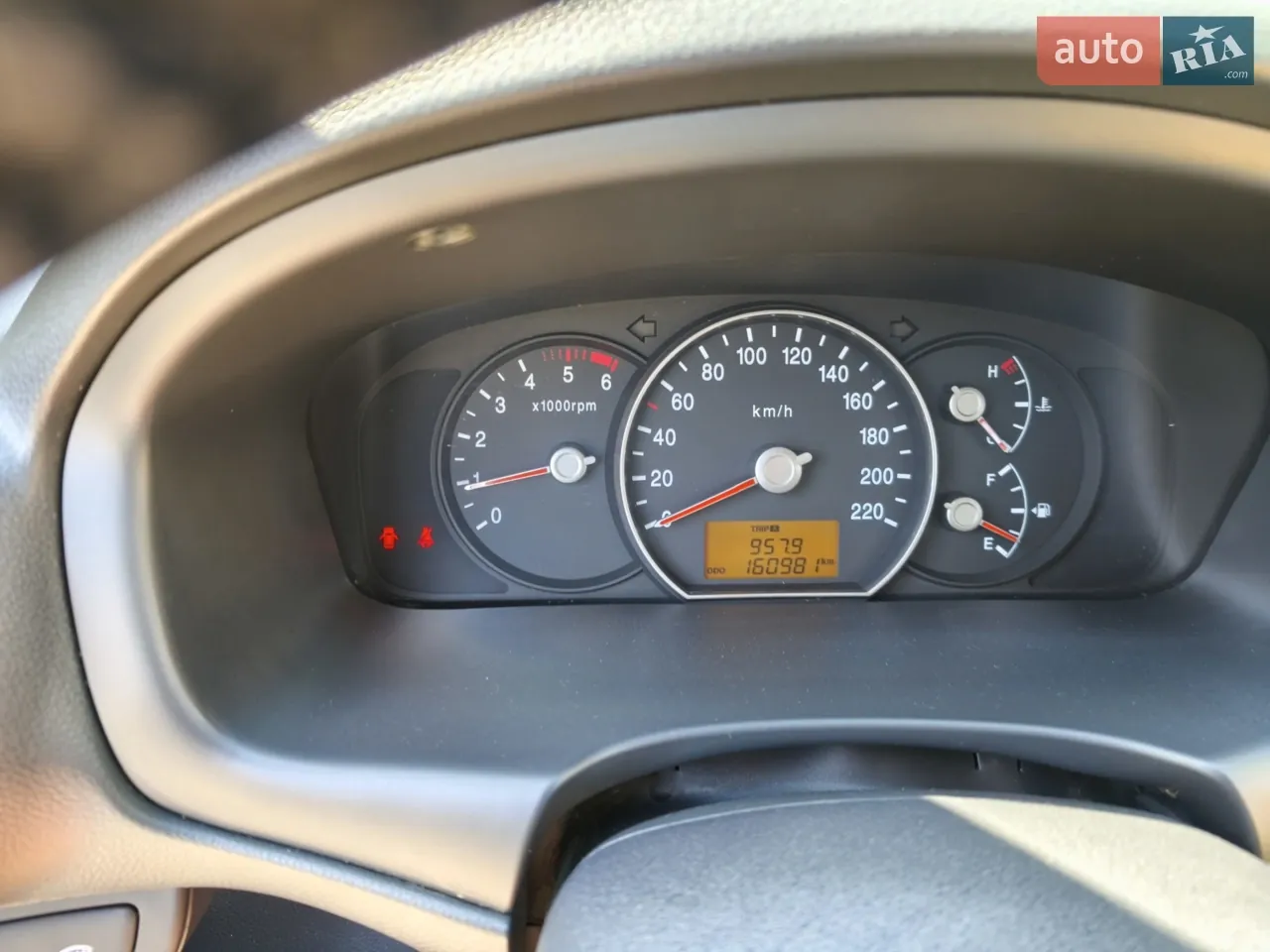 Kia Carens 2011 photo 4
