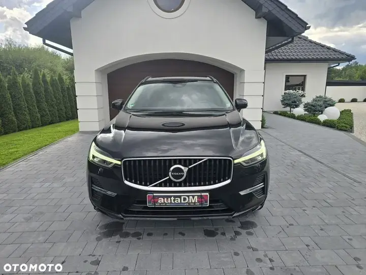 Volvo Xc60 2023 photo 2