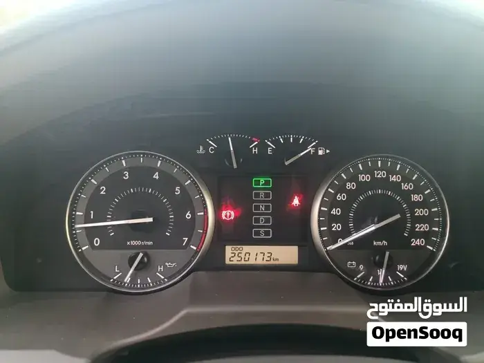 Toyota Land Cruiser Gxr 2013 photo 2