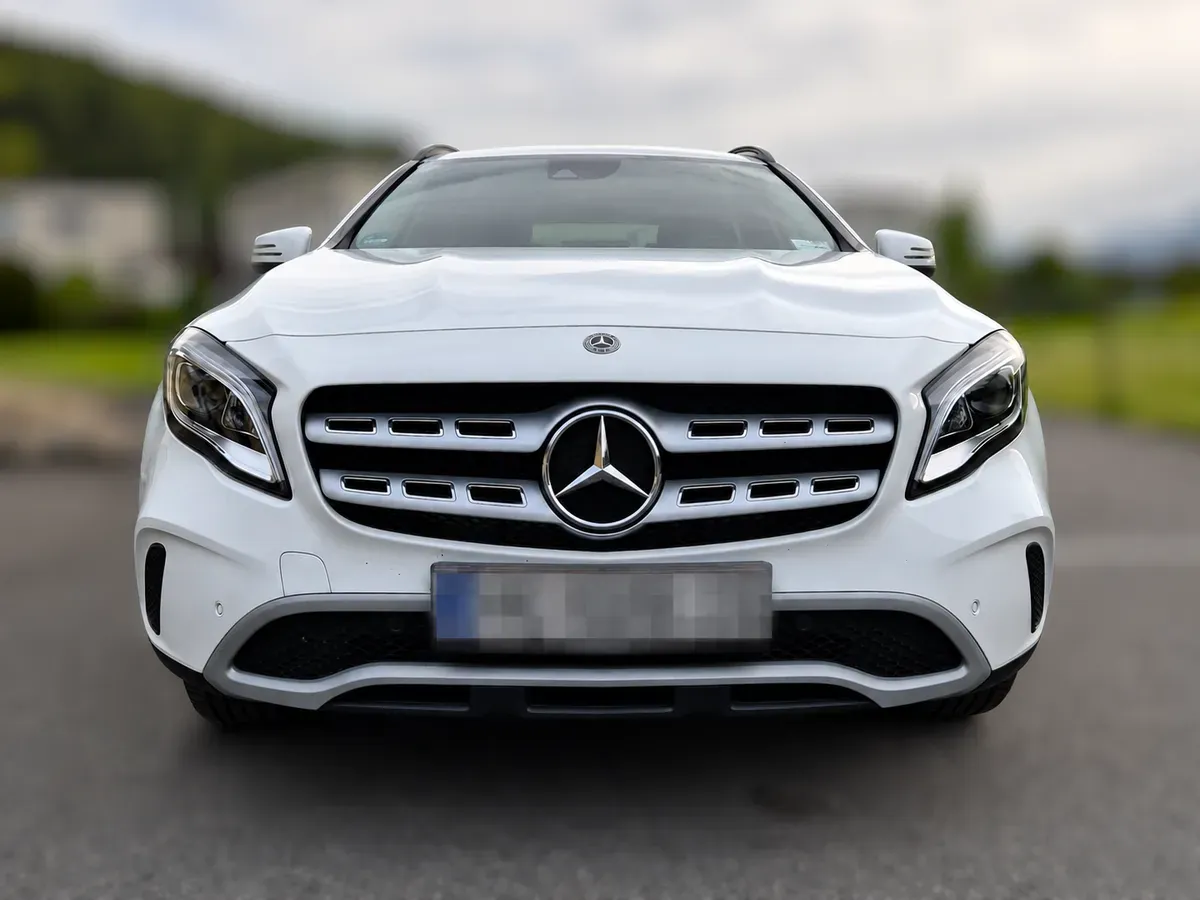 Mercedes-Benz Gla 2019 photo 2