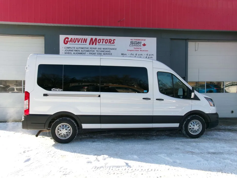 Ford Transit 2023 photo 5