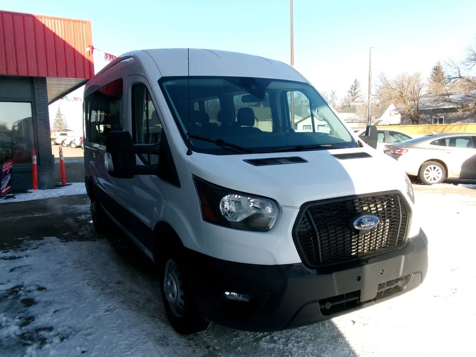 Ford Transit 2023 photo 3