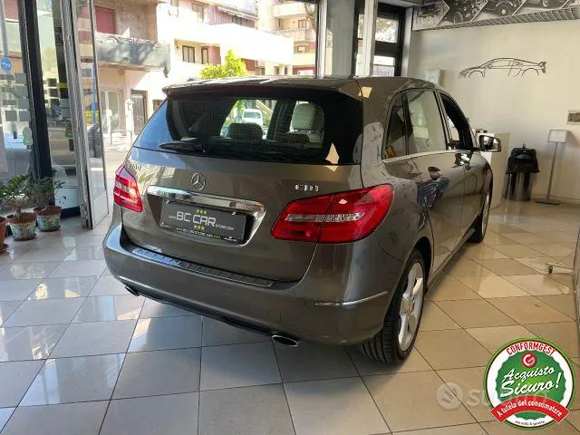 Mercedes-Benz B-Class 2013 photo 4